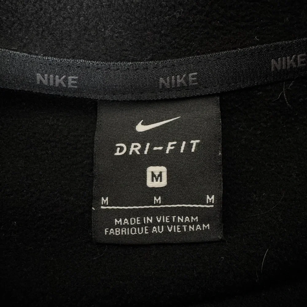 Nike Therma Hoodie GFX 3 Fleece Pullover Dri Fit Pockets Mens Medium M